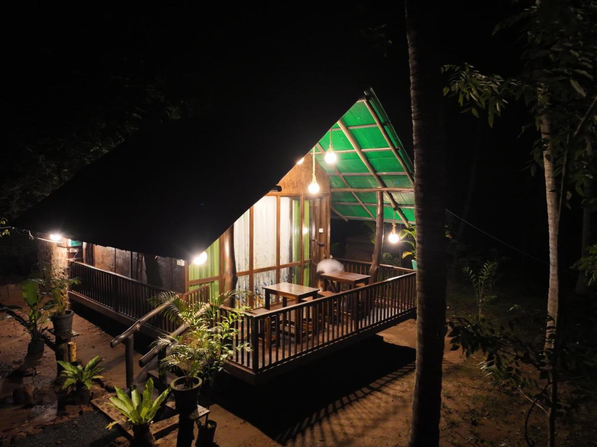 Coconut Tree House Hotel Udawalawe Luaran gambar