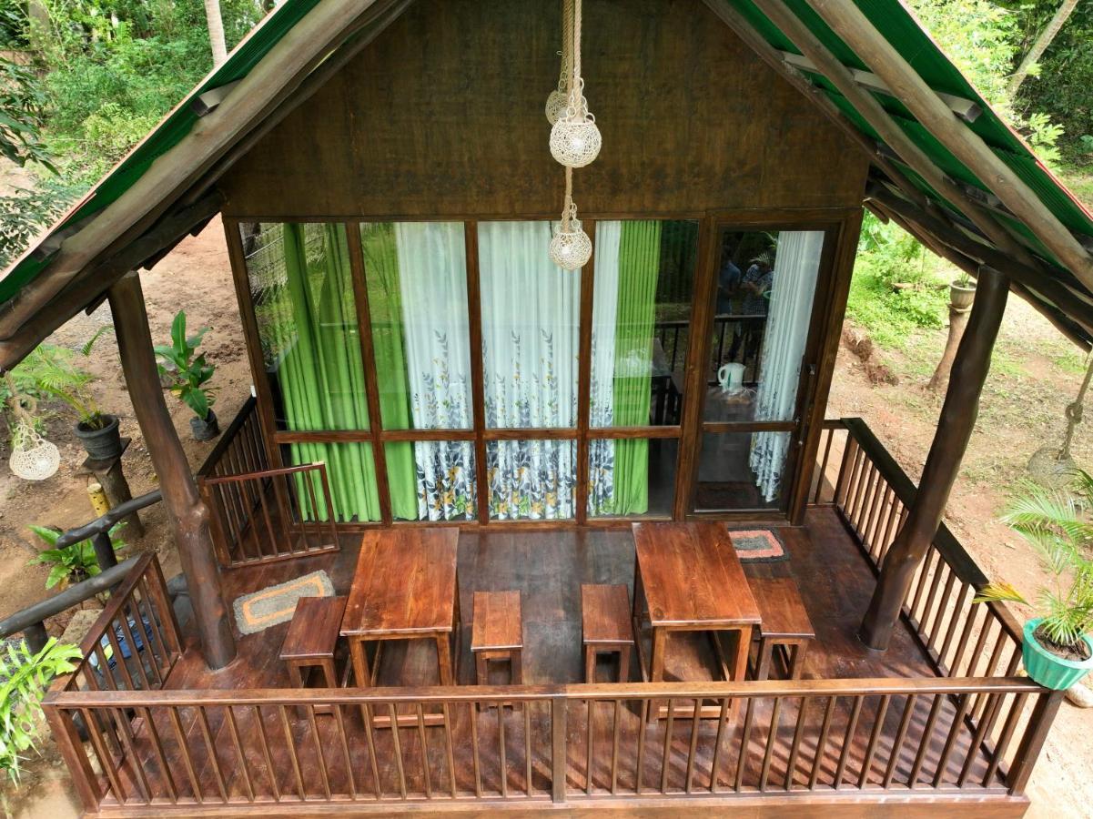Coconut Tree House Hotel Udawalawe Luaran gambar