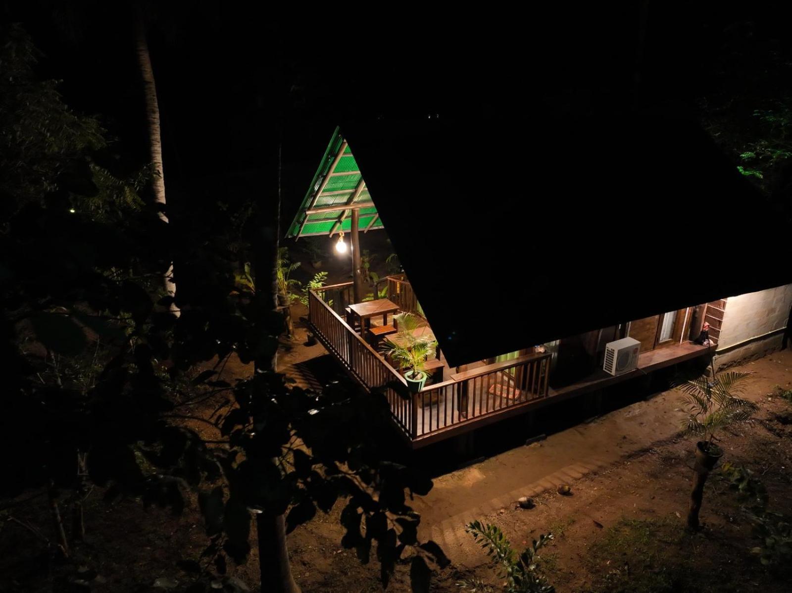 Coconut Tree House Hotel Udawalawe Luaran gambar