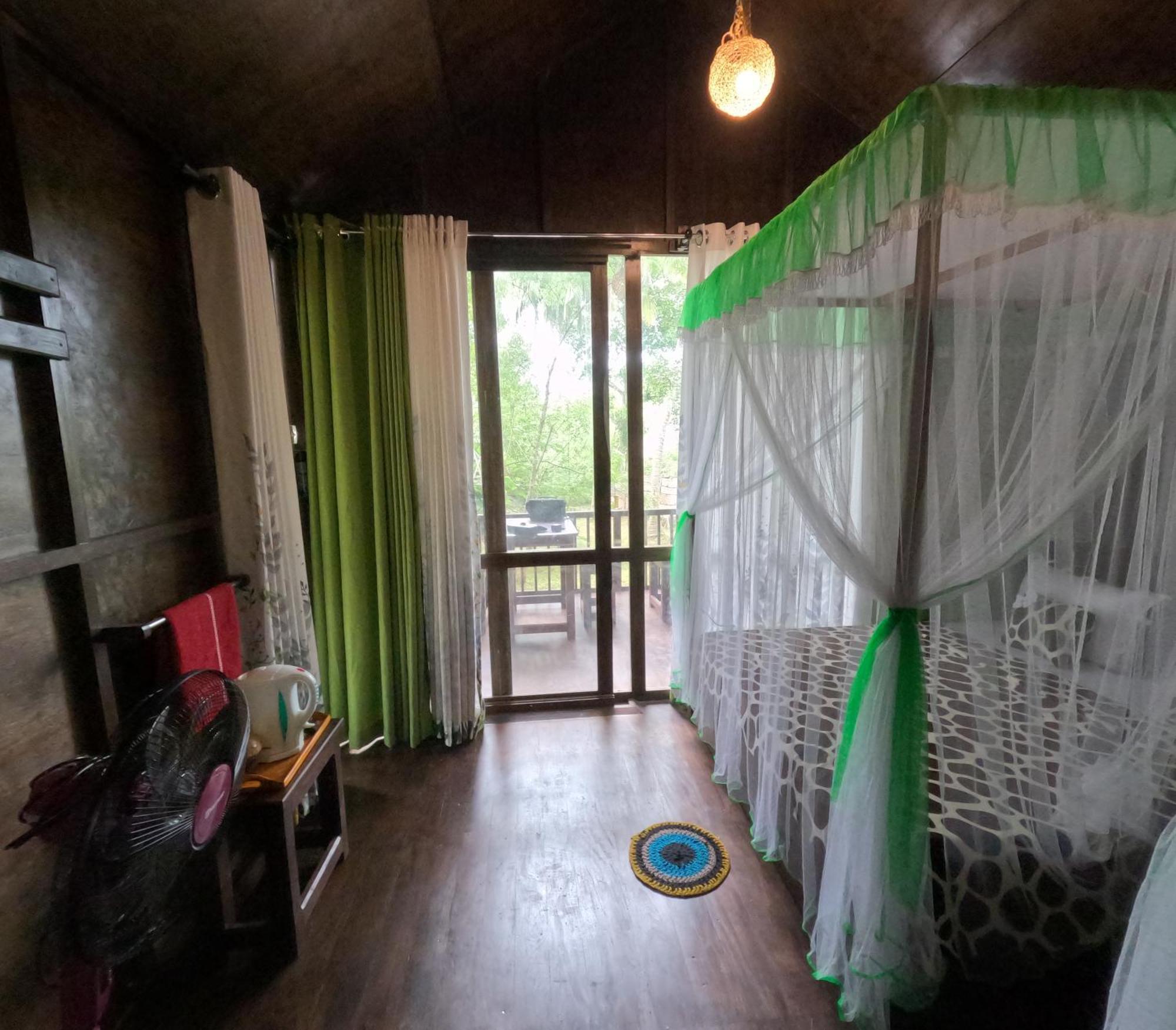 Coconut Tree House Hotel Udawalawe Luaran gambar